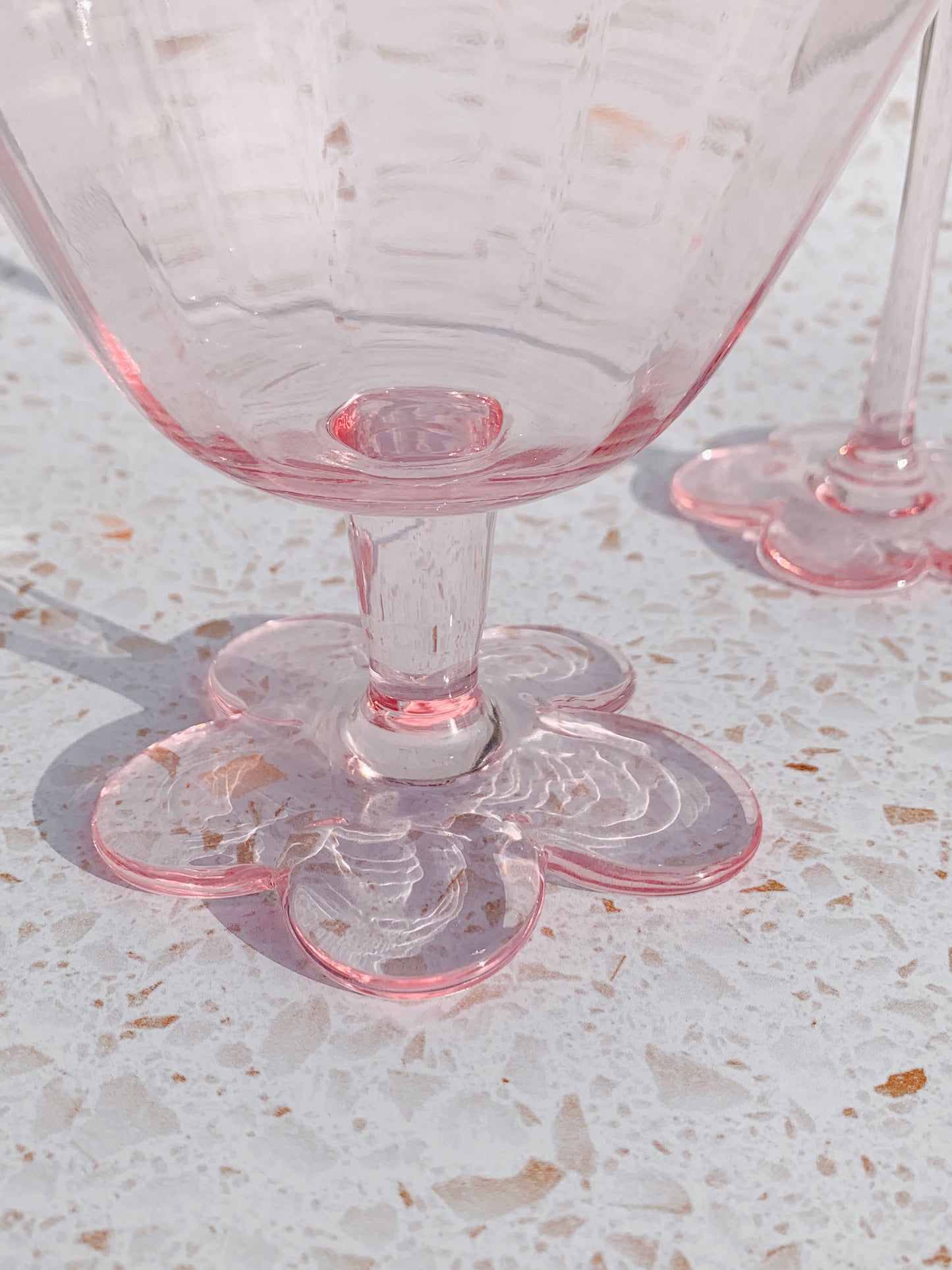 Dazed Daisy Glass